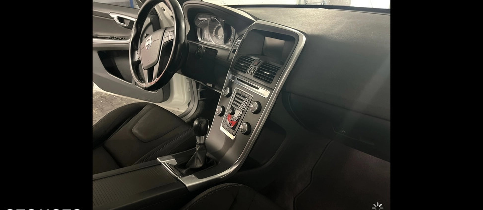 Volvo XC 60 cena 60500 przebieg: 165000, rok produkcji 2014 z Ostrołęka małe 379